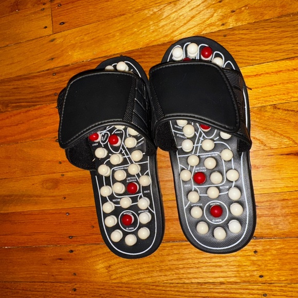 Acupuncture shoes - Picture 1 of 1